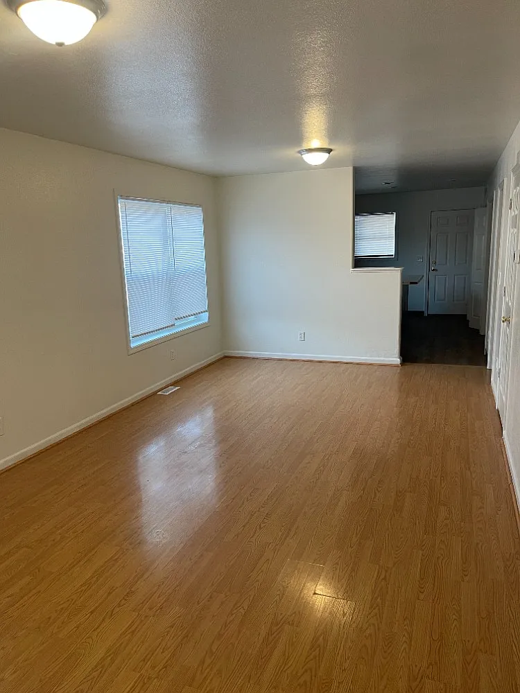 Building Photo - 4400 Rawhide Rd #145