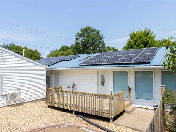 519 S Avenue C, Washington, IA 52353