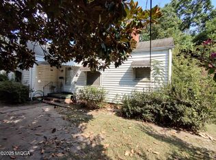 1136 Mimosa Dr, Macon, GA 31204