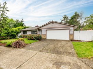 1930 SE Palmblad Rd, Gresham, OR 97080