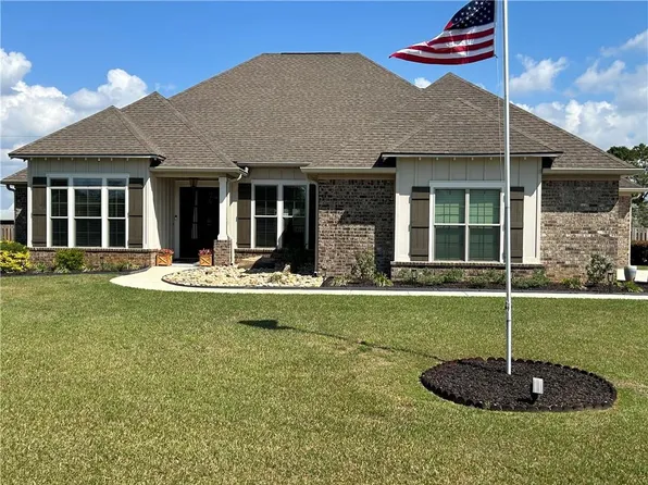 10937 Warrenton Rd, Daphne, AL 36526