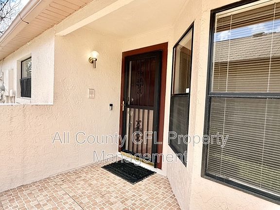3rd image of 2911 Woolridge Dr
