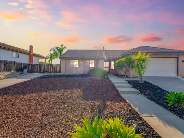 9415 Palomino Ridge Dr, Lakeside, CA 92040