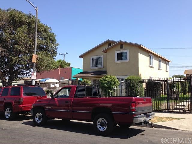 1st image of 1118 E 113th St