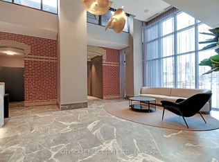 286 Main St #1401, Toronto, ON M4C 0B3