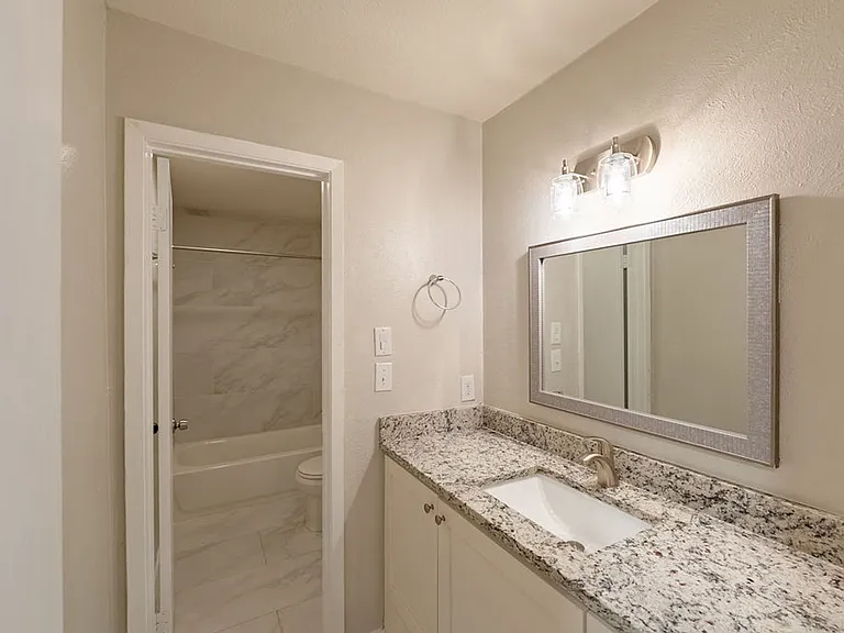 6819 Greycloud Dr — Photo 16