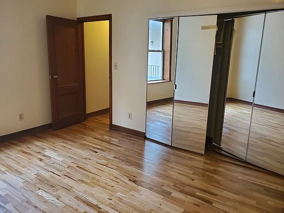 5th image of 350 Lincoln Pl APT 1M