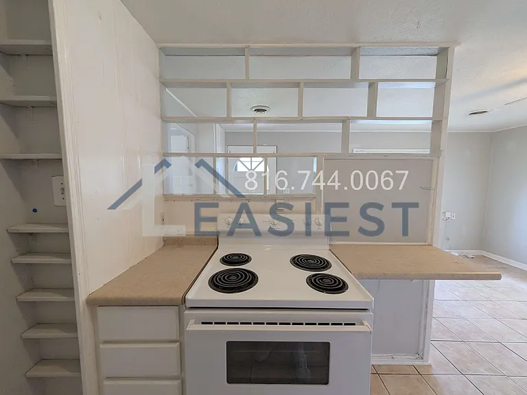 8832 N Forest Ave — Photo 8