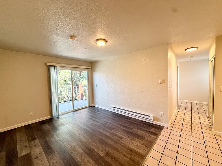 Dixon Landing Apartments — Photo 6
