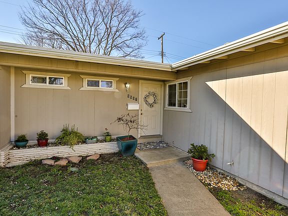 2nd image of 5537 Claiborne Way