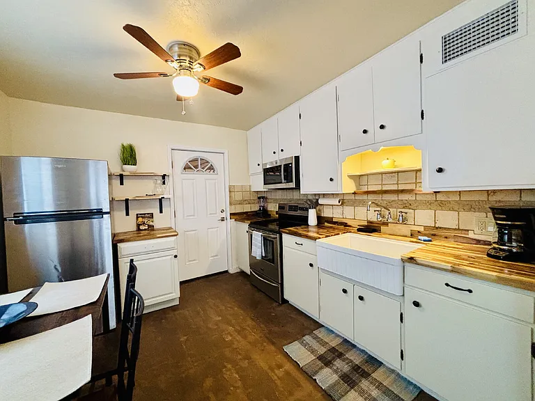 4135 E Bellevue St #1 — Photo 3