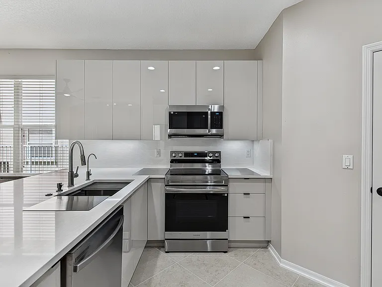 12325 Cascades Pointe Dr — Photo 17