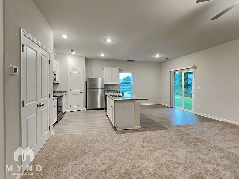 40 Royal Meadow Dr — Photo 7
