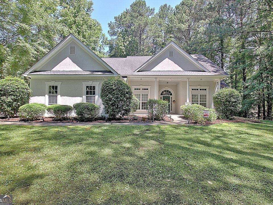 1st image of 220 Farr Lake Dr