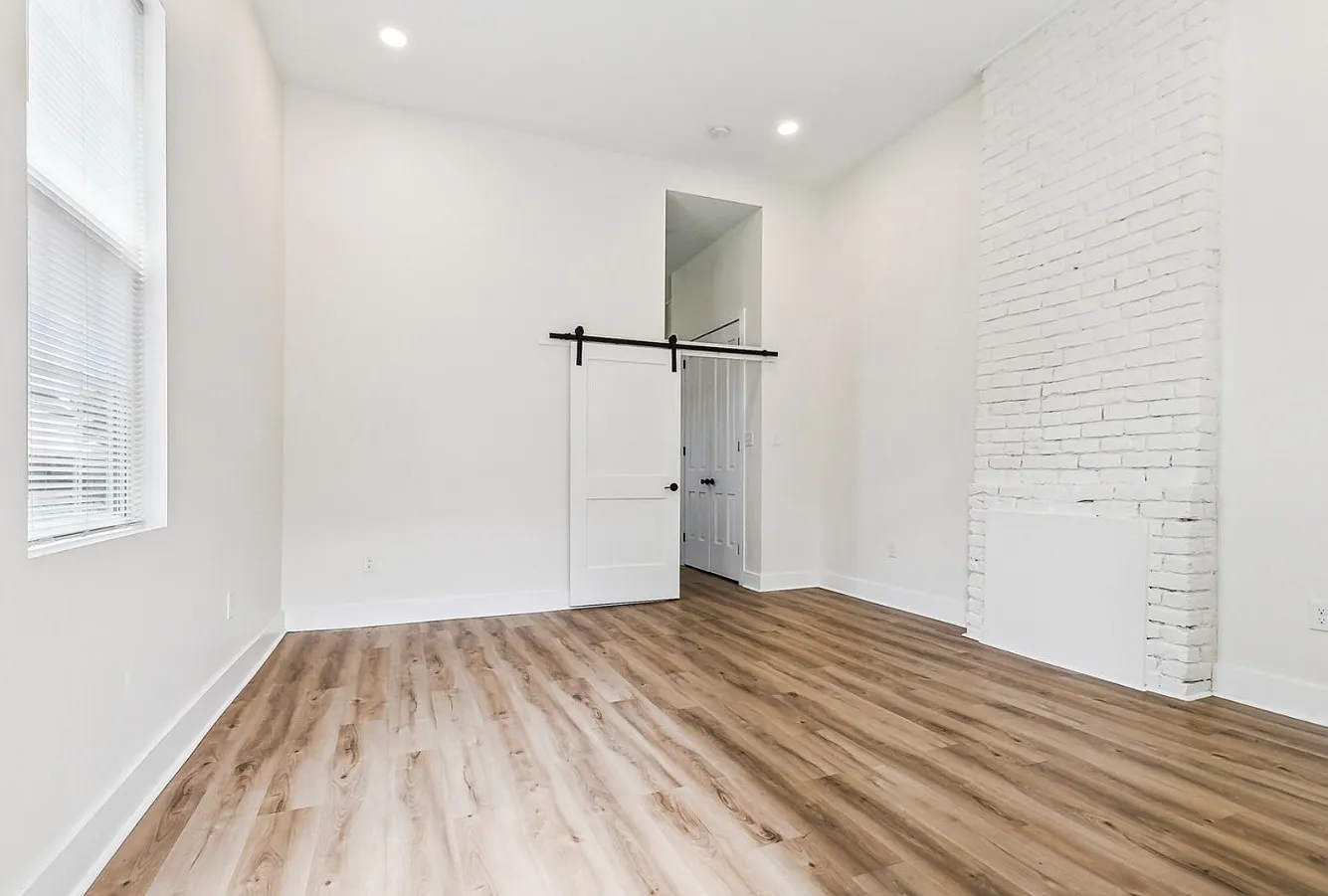 2022 Bienville St — Photo 2
