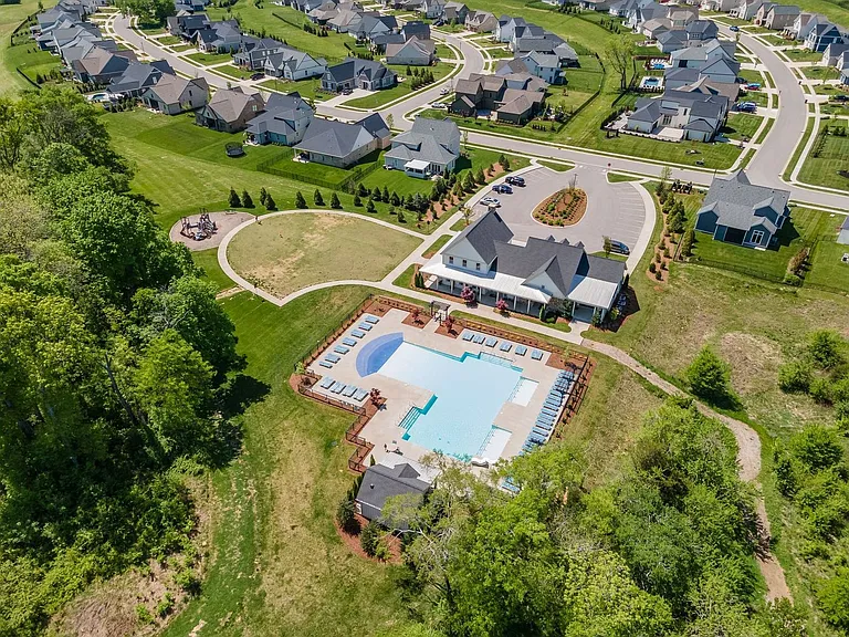 7628 Delancey Dr — Photo 3