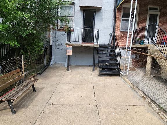 3rd image of 729 N Milton Ave
