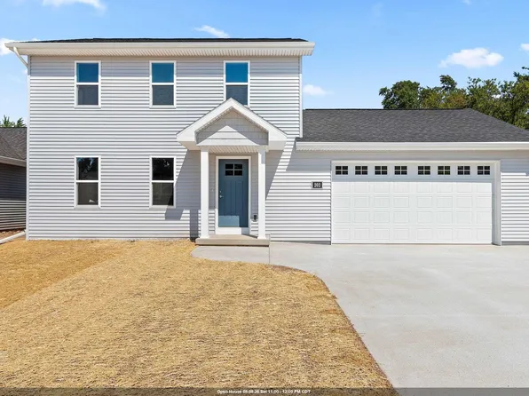 202 Fairview Ln, Chilton, WI 53014