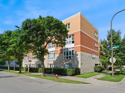 1889 Maple Ave #N1, Evanston, IL, 60201