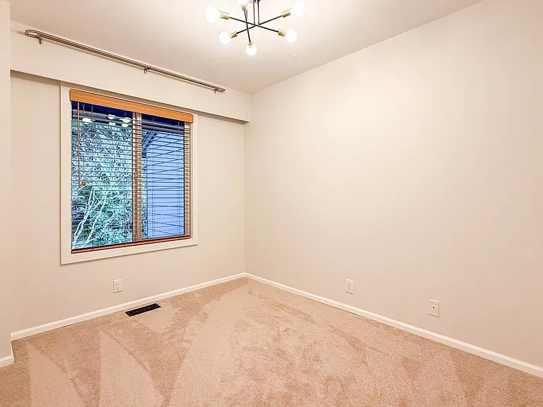 1530 McNair Dr — Photo 30