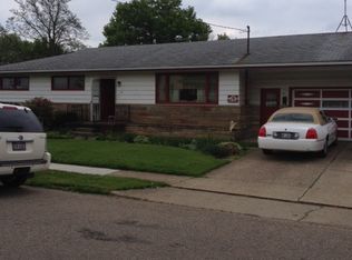 918 8th St SW, Massillon, OH 44647