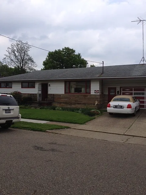 918 8th St SW photo 1