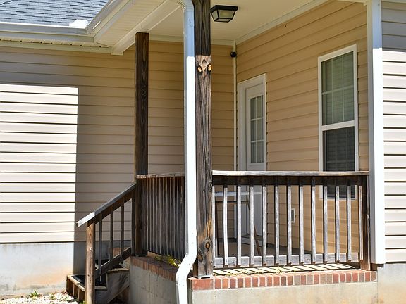 4th image of 145 Kinkade Dr
