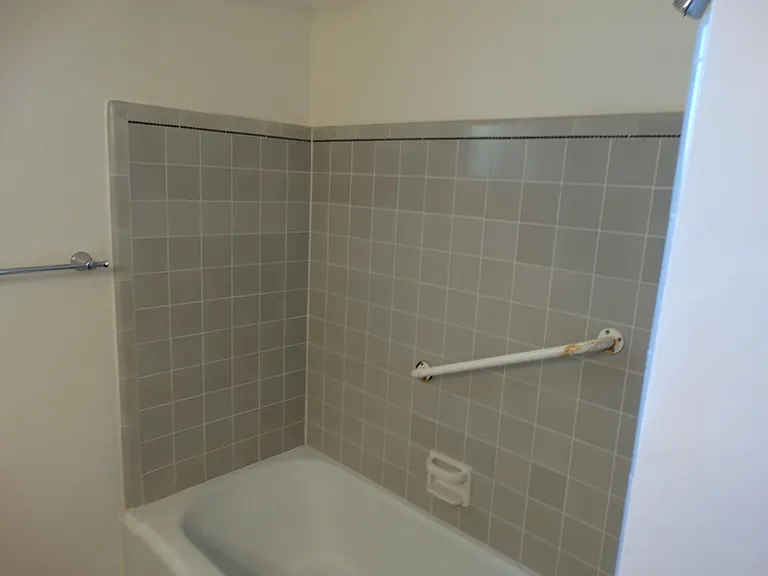 4202 N 5th Ave — Photo 7