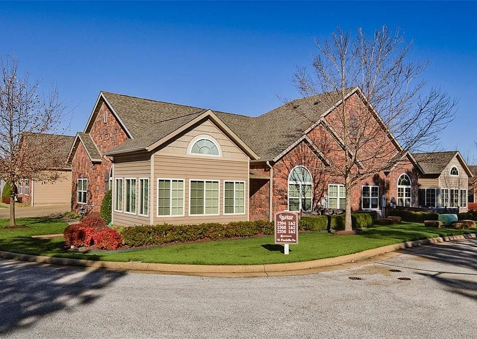 1st image of 2356-2 W Pinehills Dr