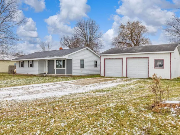 589 N Nine Mile Rd, Sanford, MI 48657