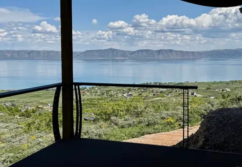 2 bed, 900 sqft, $2,000 — Photo 3