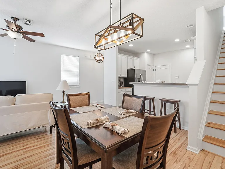 6119 Bartram Village Dr — Photo 64