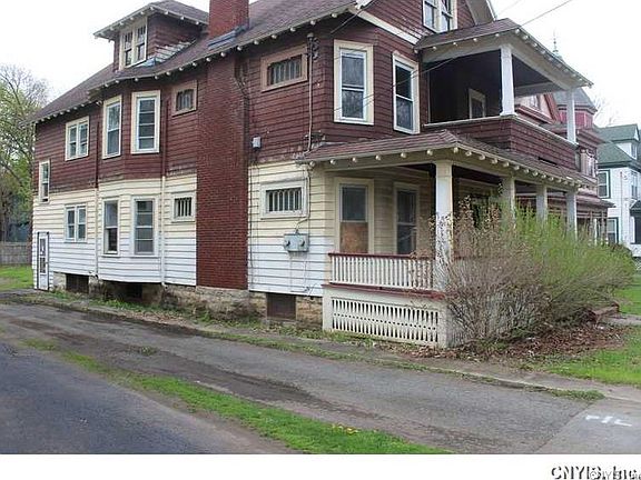 2nd image of 221-23 McLennan Ave