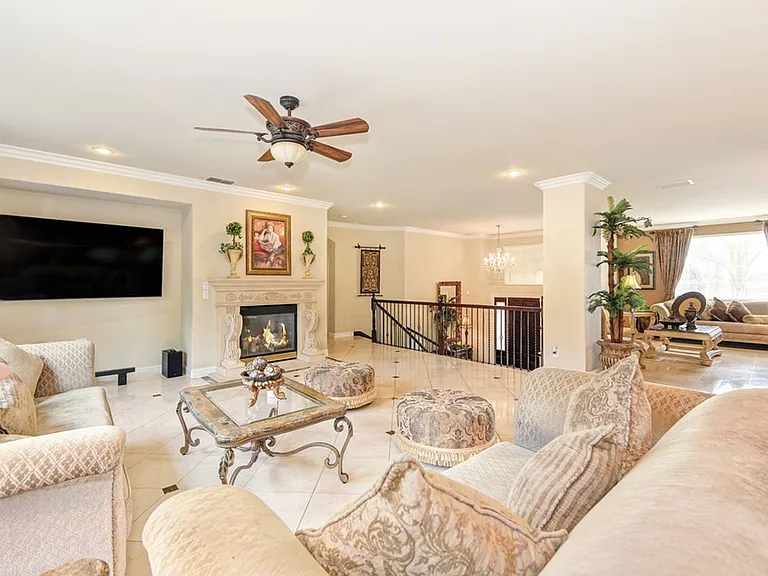 1676 Stronsay Ct — Photo 16