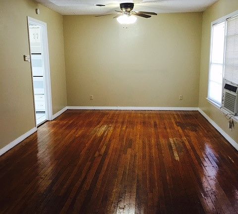 4th image of 452 Highland Blvd