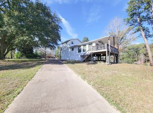 289 Broken Arrow Trl, Goodrich, TX 77335