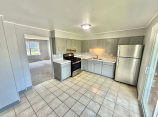 11 Hamilton Pl #2, Cohoes, NY 12047
