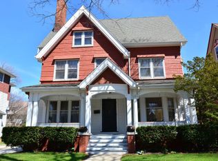 2844 N Summit Ave, Milwaukee, WI 53211