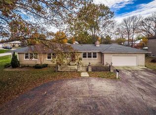 301 N Watterson Trl, Middletown, KY 40243