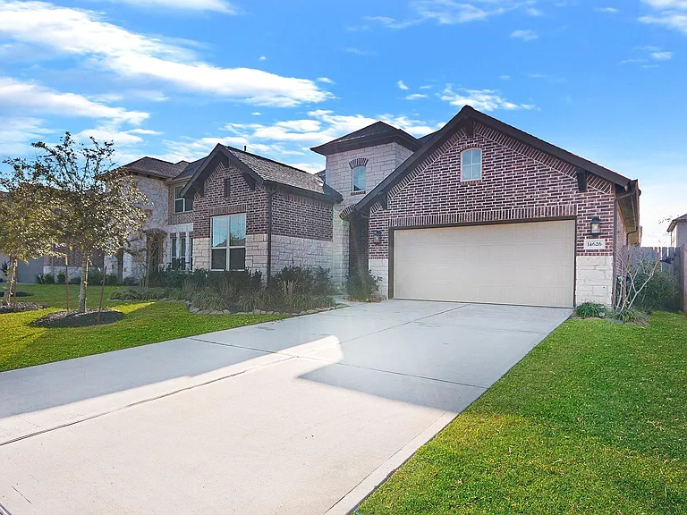 14626 Moccasin Ridge Dr — Photo 2