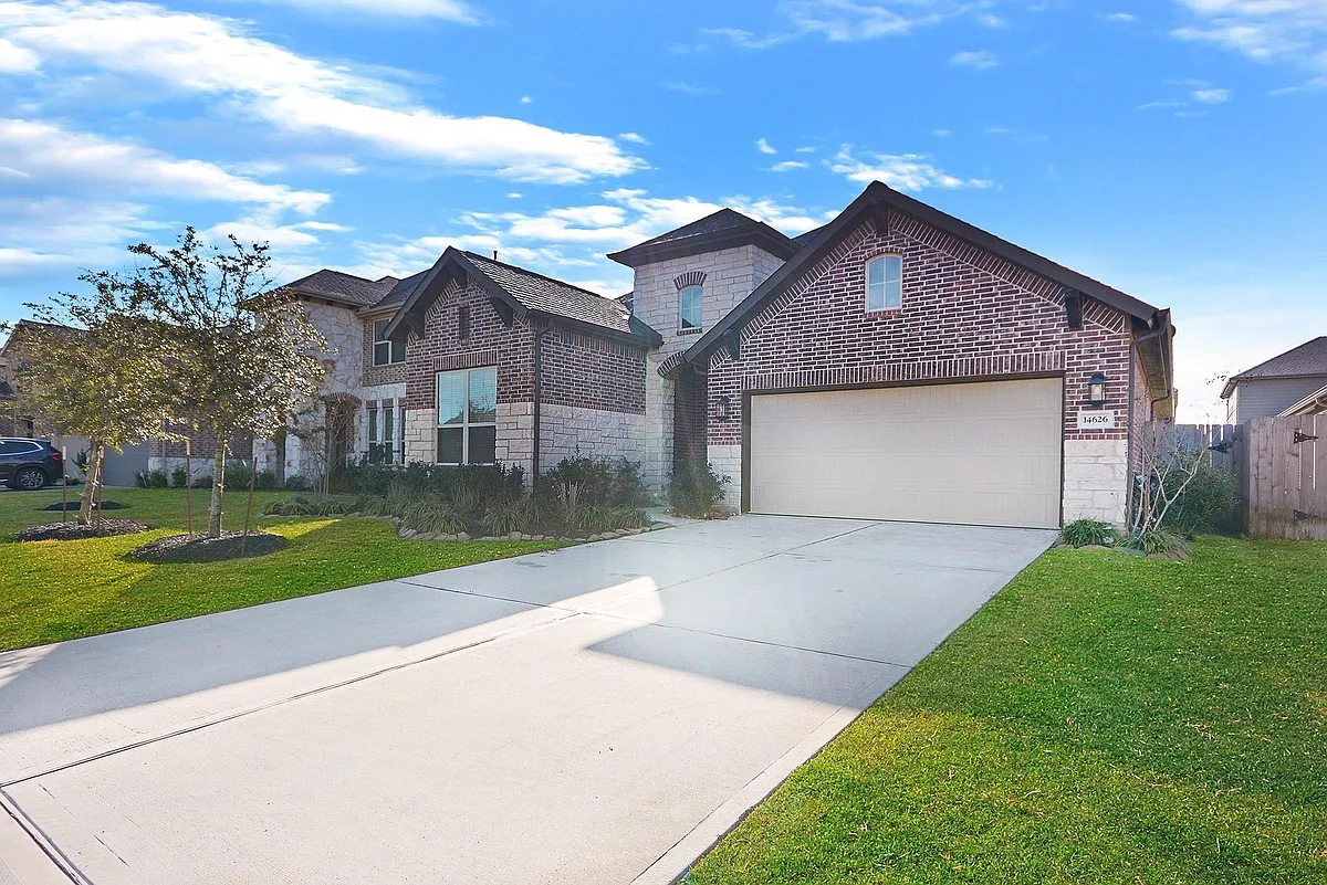 Building Photo - 14626 Moccasin Ridge Dr