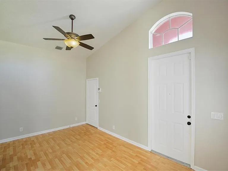 6217 Spring Lake Ter — Photo 5