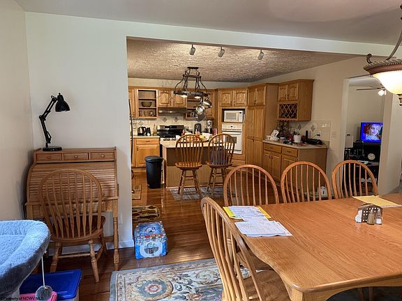 5th image of 112 Hillside Dr