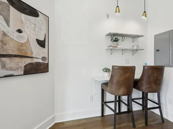 250 Van Horne Street image 11 of 48