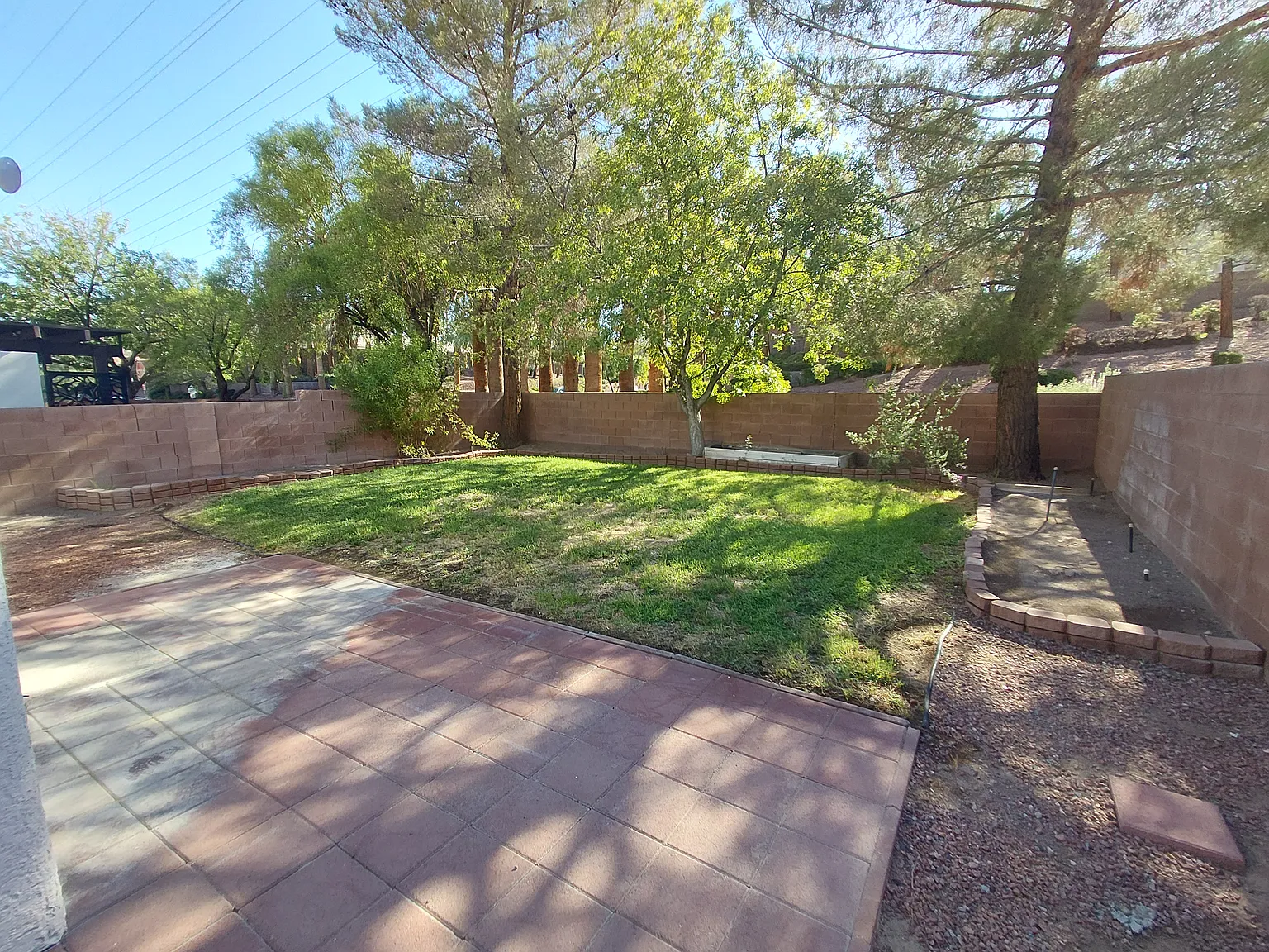3 bed, 1263 sqft, $2,300 — Photo 2