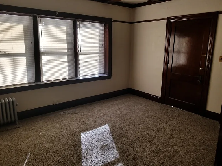 205 Lincoln St — Photo 5