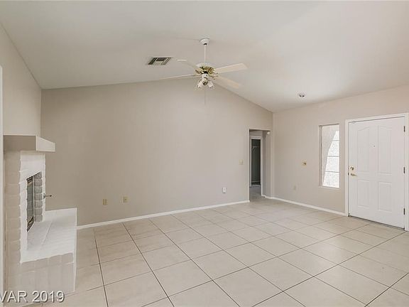 4th image of 8804 Sandspring Dr