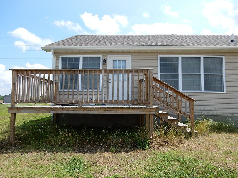 2nd image of 53 Lavern Rd