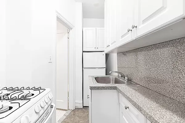 Rented by Ink Realty Services LLC | media 9