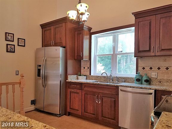5th image of 3409 Nevius St